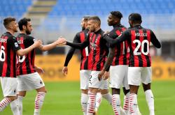 开云体育入口-关于AC米兰逐鹿亚特兰大，争夺积分榜领先地位的信息