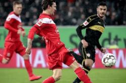 开云体育直播-沙尔克球队默契配合，攻防转换流畅的简单介绍