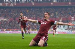 开云体育入口-包含都灵主场大胜巴勒莫，重返积分榜前列的词条