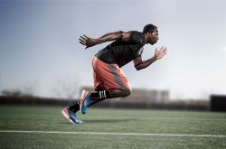 开云下载-F1年度争冠之夜，爱德华兹的战术棋局如何成为胜负手