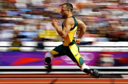 开云平台-步行者鏖战尼克斯，霍勒迪状态火热助球队险胜