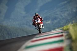 开云体育下载-库里接管季后赛，掘金强势晋级，火箭的遗憾与新时代的序章