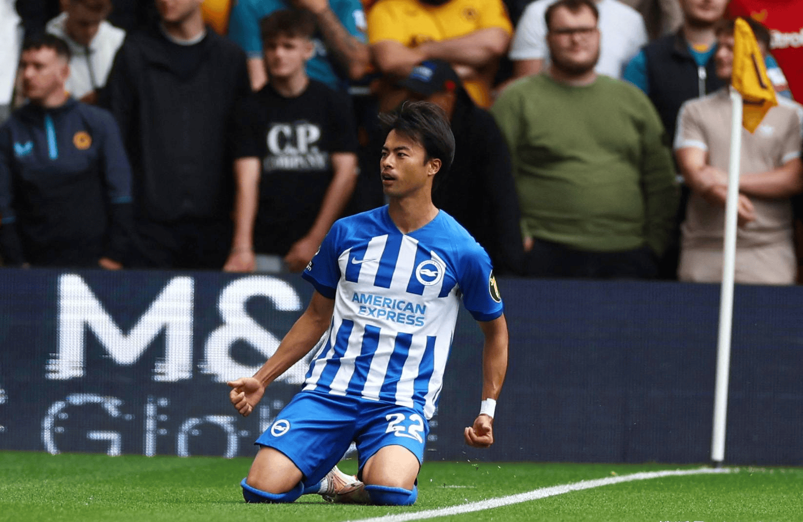 比利亚雷亚尔险胜对手，继续追赶积分榜