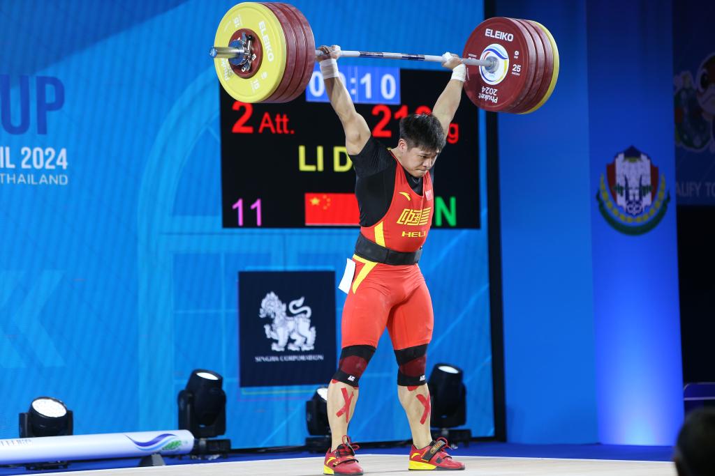 关于大洋洲代表队在举重比赛中实现突破摘银的信息 关于大洋洲代表队在举重比赛中实现突破摘银的信息