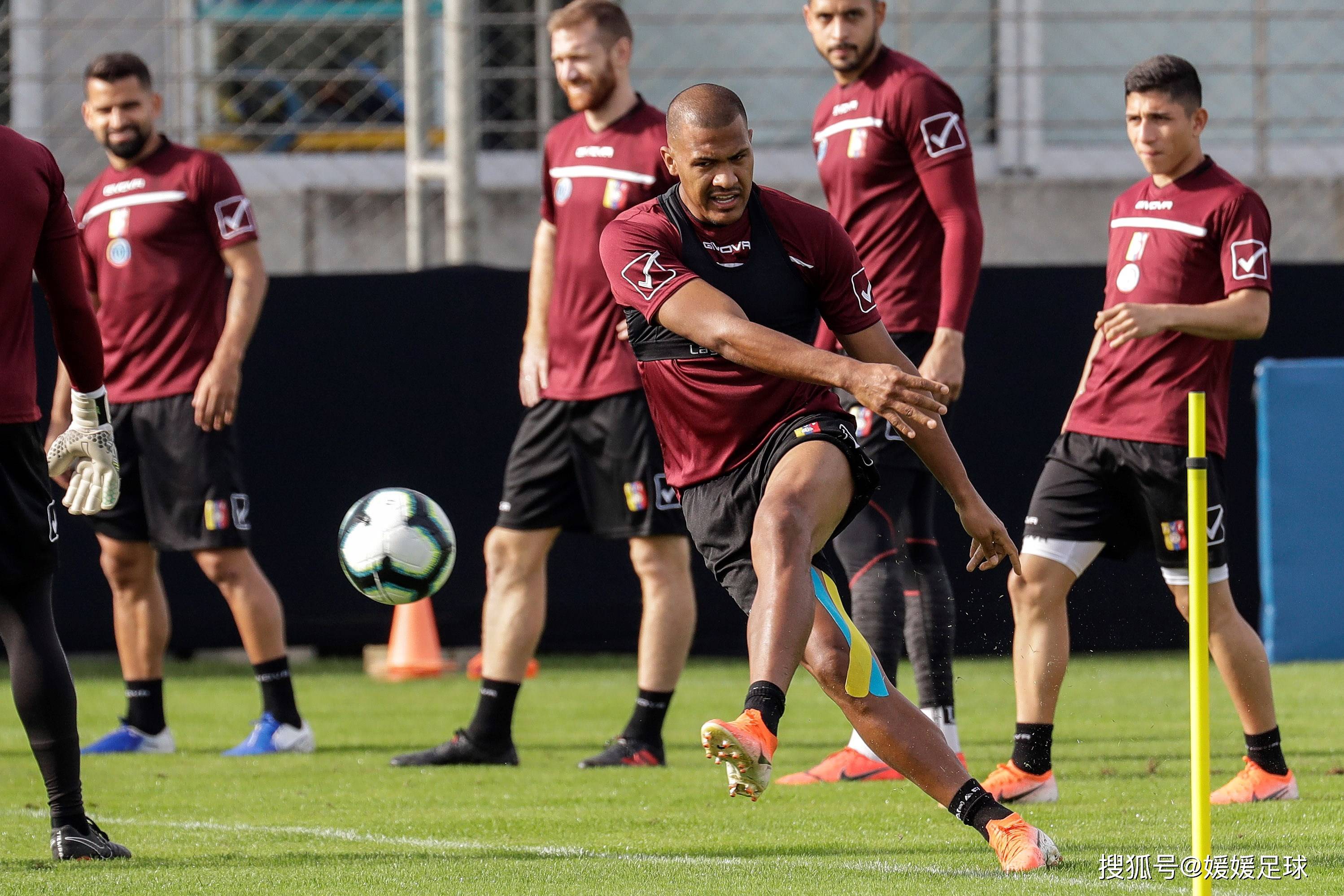 巴西完胜秘鲁，卡塞米罗统治全场