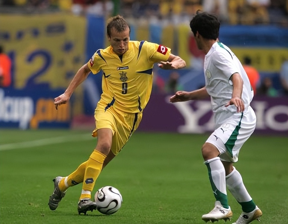 关于中国乒乓球队横扫法国乒乓球队，水谷隼完成帽子戏法的信息