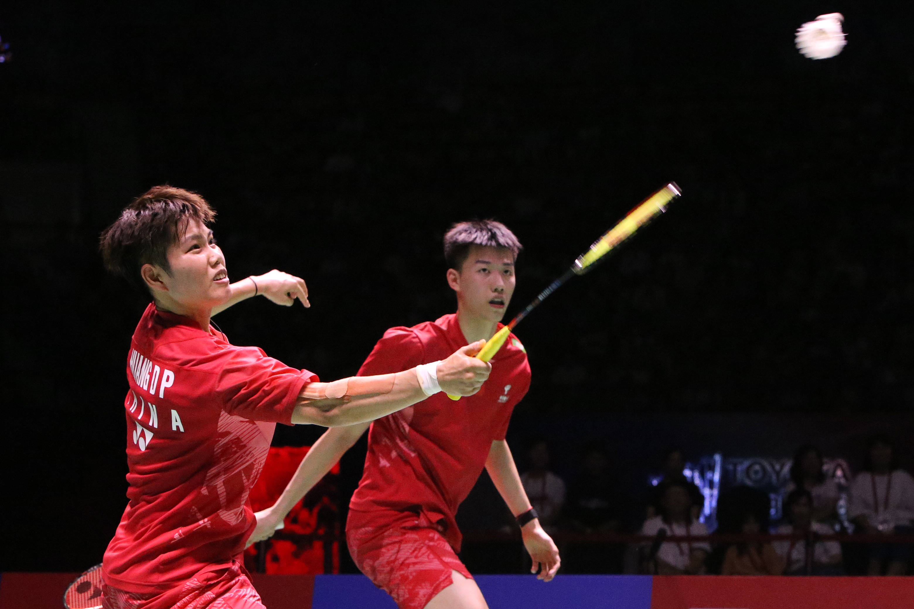 包含泰国羽毛球队完胜马来西亚羽毛球队，安赛龙绝境逆转的词条