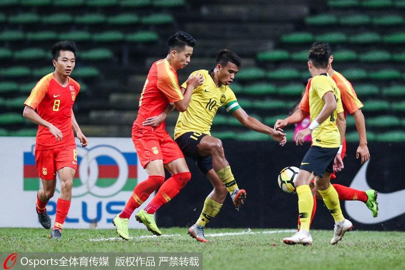 马来西亚队逆转韩国队,黄鸭组合点燃赛场的简单介绍 马来西亚队逆转韩国队,黄鸭组合点燃赛场的简单介绍