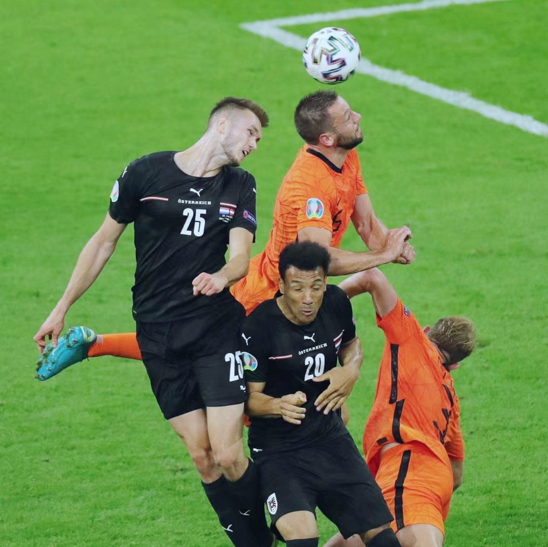 德国击败波兰,顺利晋级欧洲杯 德国击败波兰,顺利晋级欧洲杯