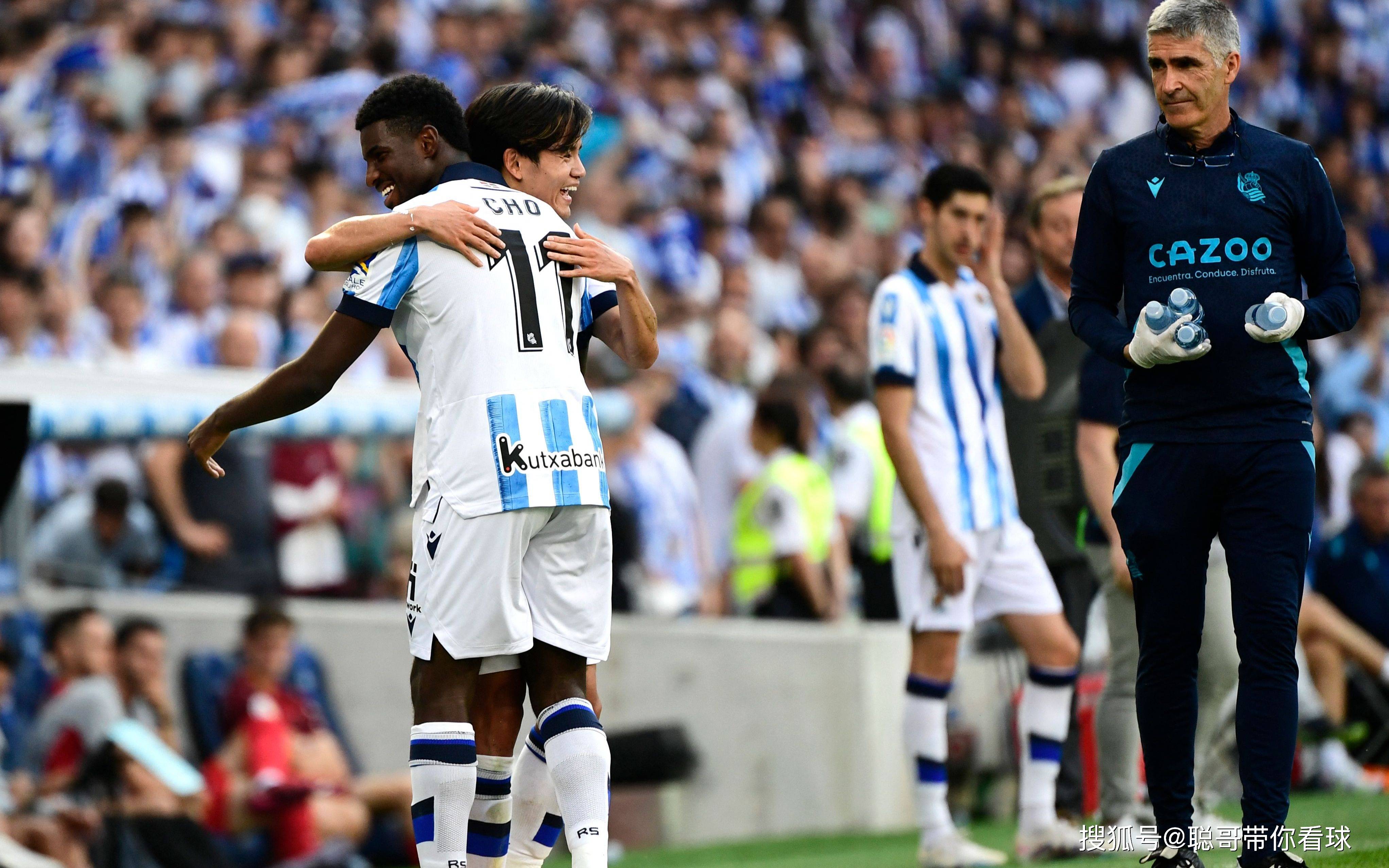 包含皇家社会连续不败，力压对手赢球的词条