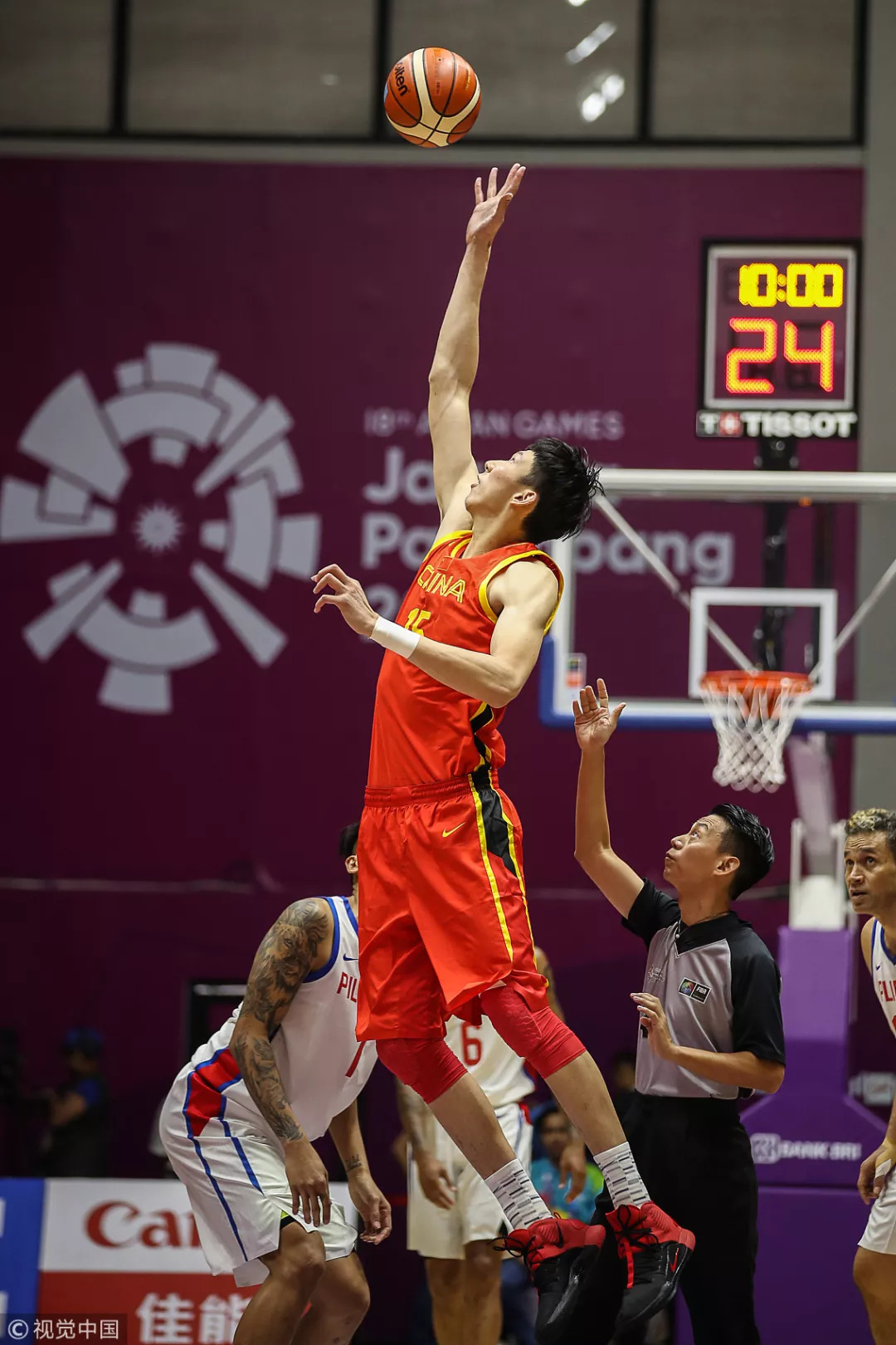 中国队险胜葡萄牙队,王皓刷新纪录 中国队险胜葡萄牙队,王皓刷新纪录