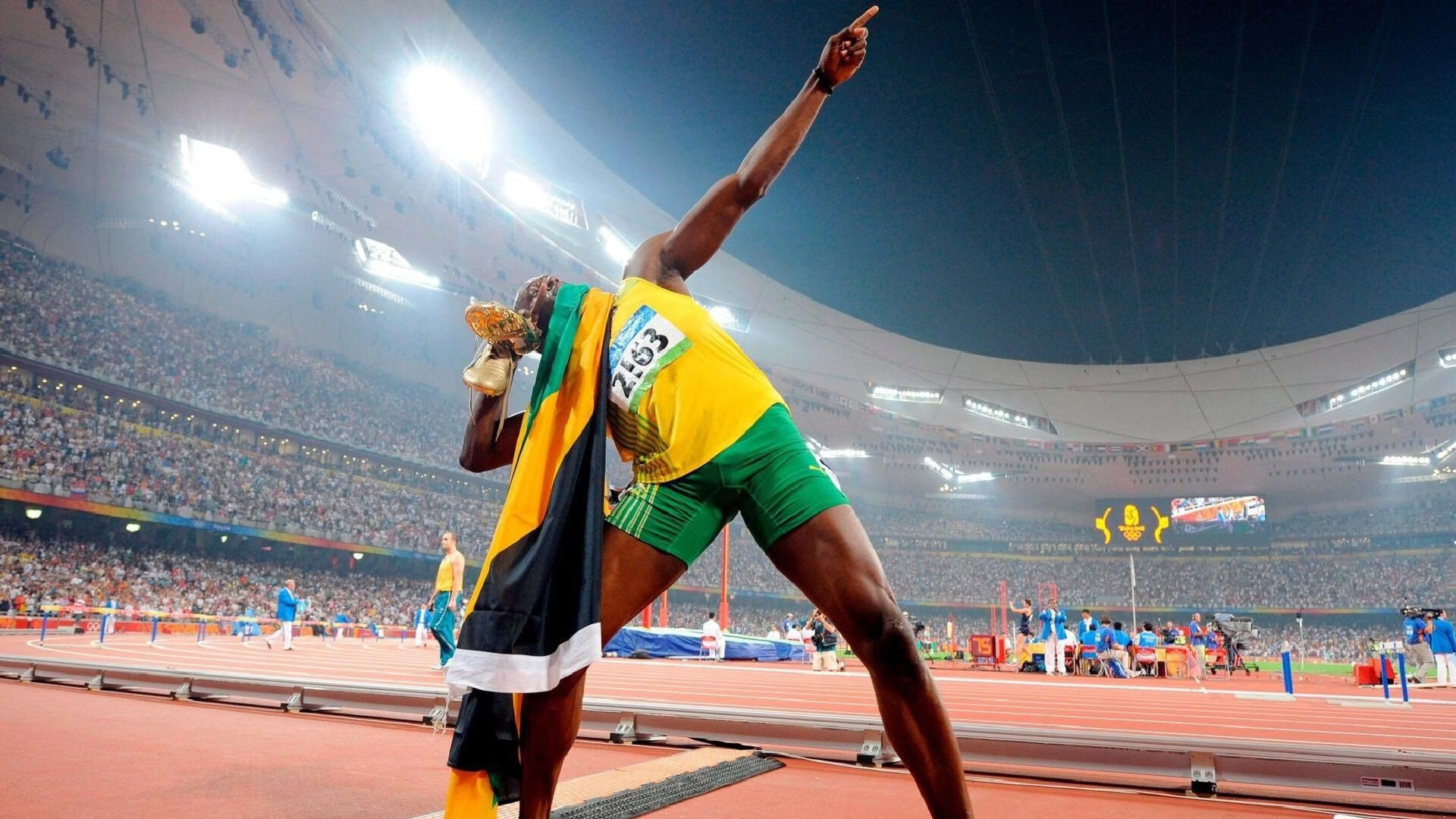 年度焦点之战之夜,福克斯状态火热,点燃赛场传奇